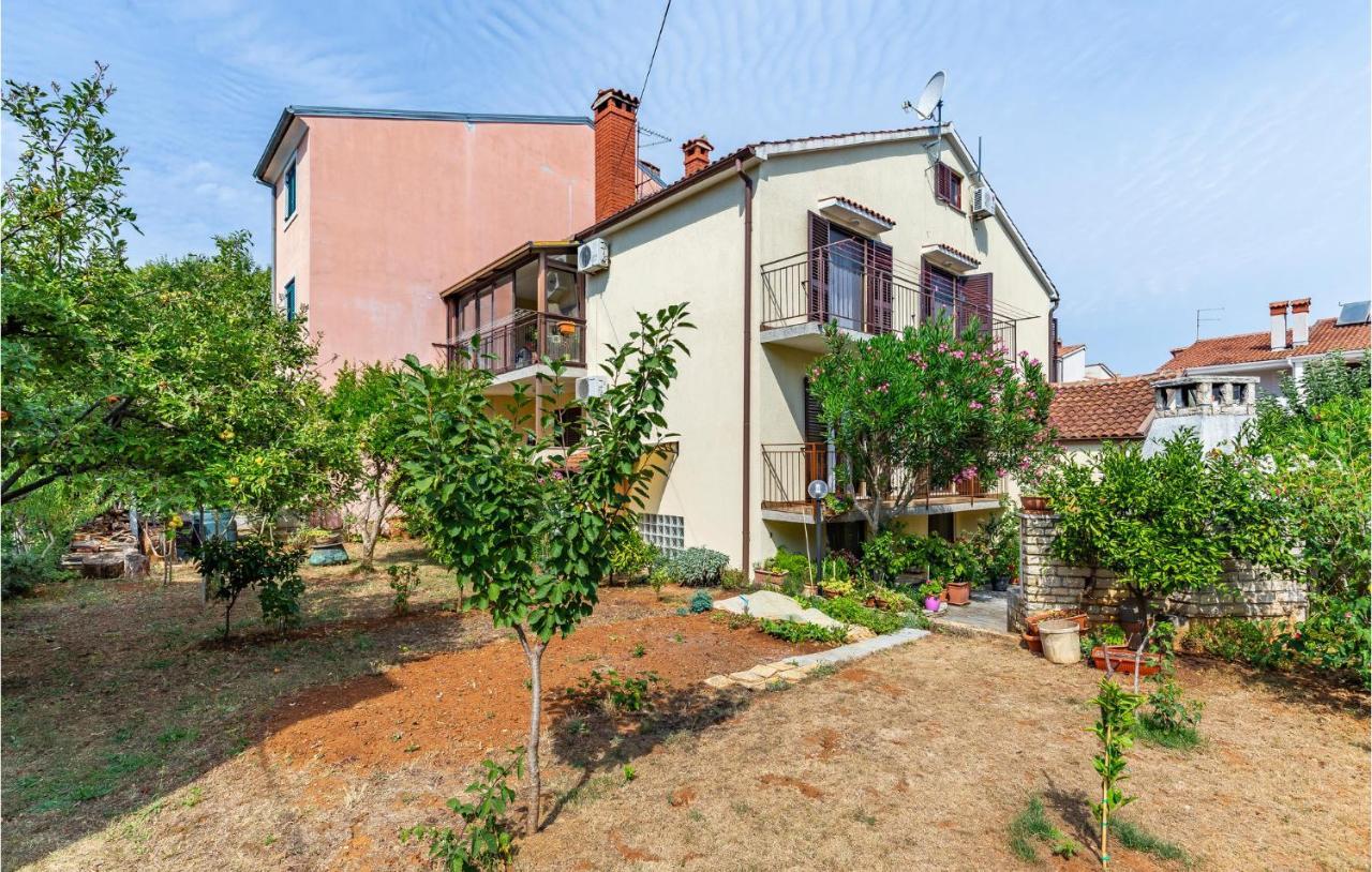 2 Bedroom Stunning Apartment In Rovinj Eksteriør billede